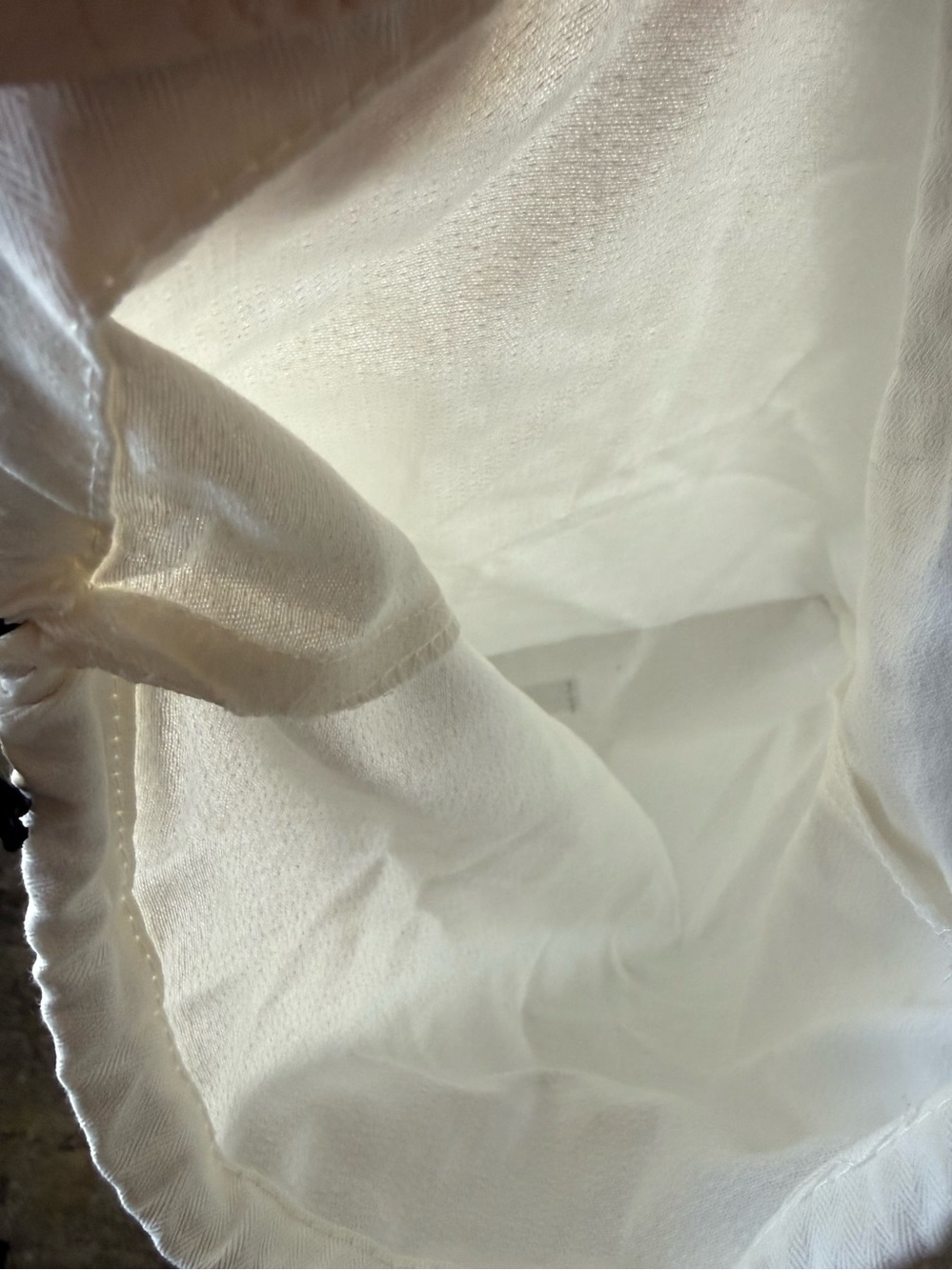 Jonathan Simkhai White Dust Bag Black Tie Closure Small
Simkhai - Picture 5 of 5
